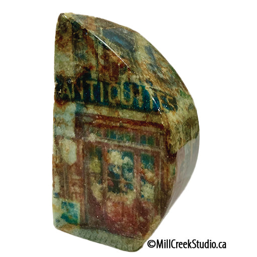 ANTIQUITIES SHOP | Tuck-Inz